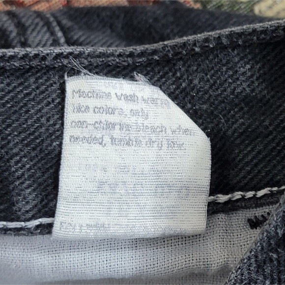 Vintage Wrangler For Women Jeans 18 x 32 Black High Waist Tapered Mom Denim - Picture 12 of 12